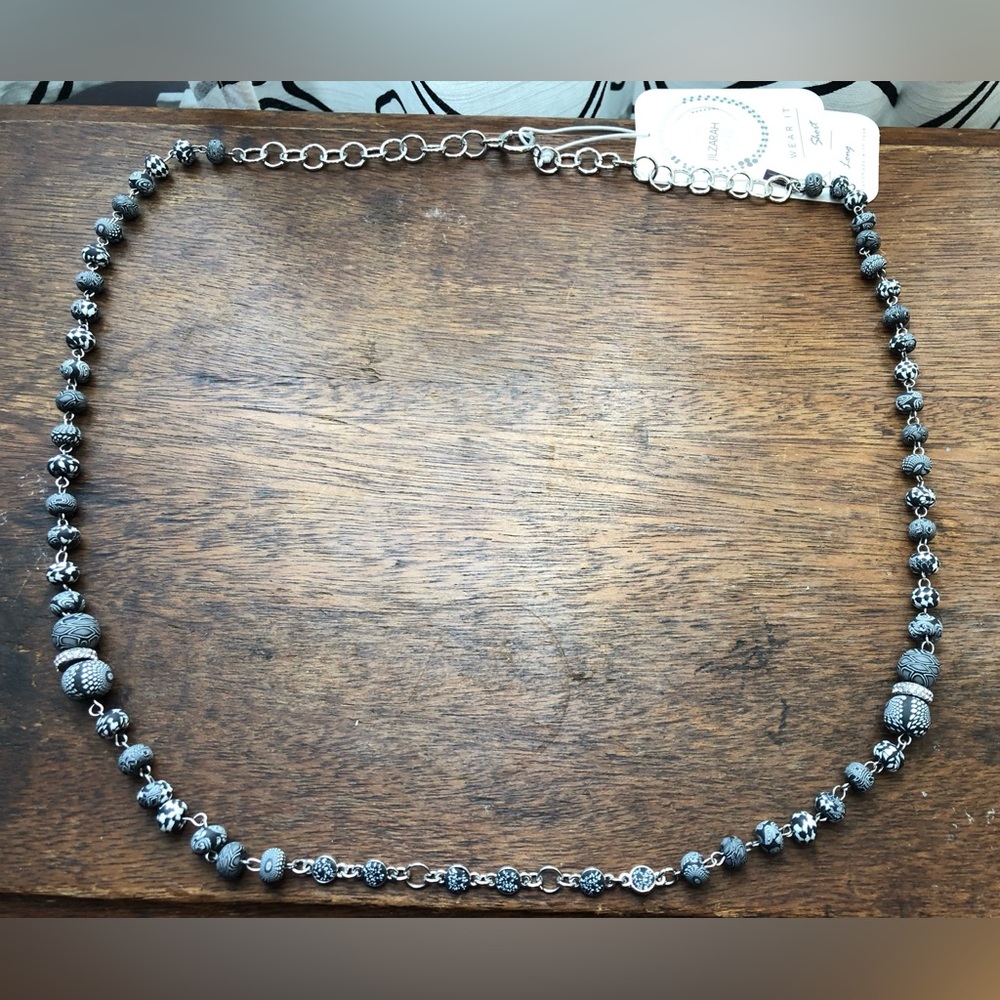 NWT Jilzarah clay bead Necklace